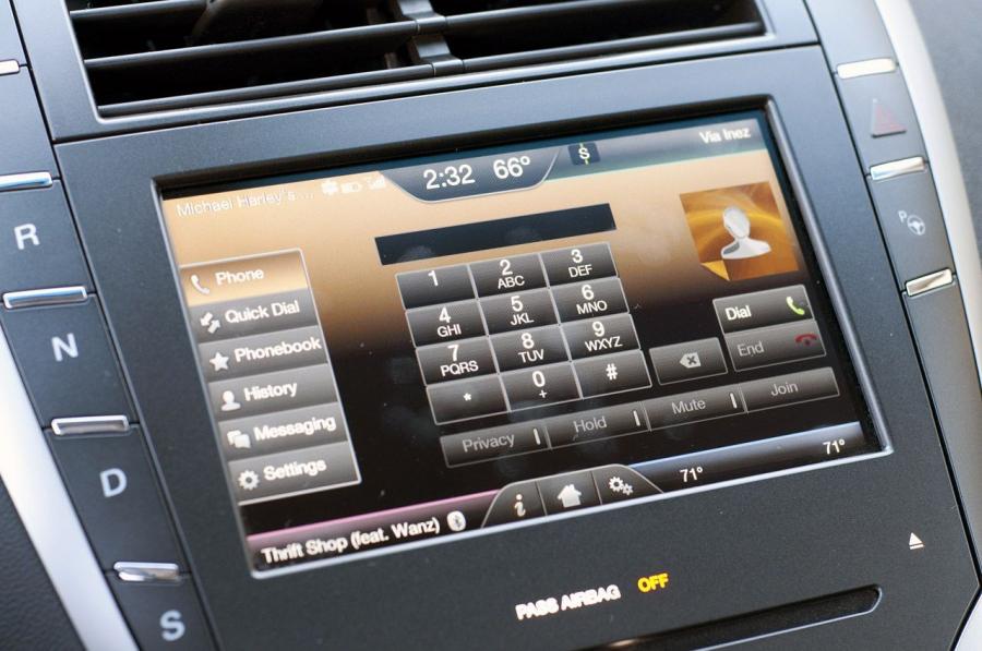  Lincoln MKZ 2013 года  (фото 16 из 65)
